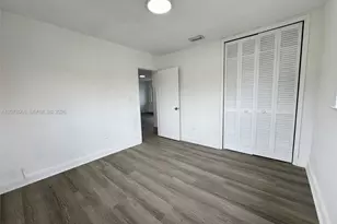 9355 SW 39th St, Miami, FL 33165 - Photo 12