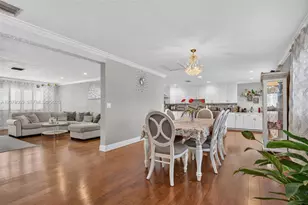 329 SE 3rd St, Hallandale Beach, FL 33009 - Photo 2