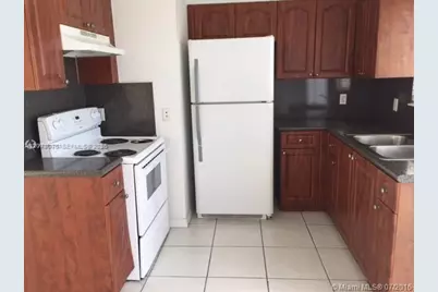 1453 SW 3rd St #302, Miami, FL 33135 - Photo 6