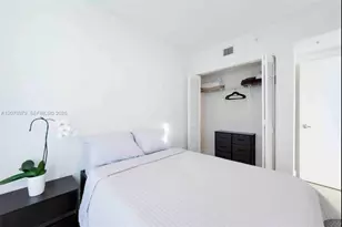 41 SE 5th St, Miami, FL 33131 - Photo 6