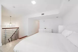 41 SE 5th St, Miami, FL 33131 - Photo 10