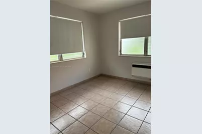 435 SW 5th Ave #4, Miami, FL 33130 - Photo 2