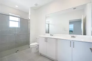 18672 SW 136th Ct, Kendall, FL 33177 - Photo 10