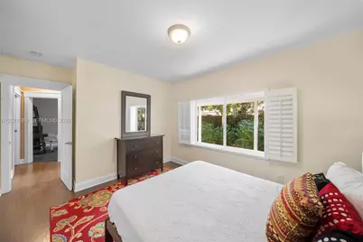 2400 Trapp Ave, Miami, FL 33133 - Photo 26