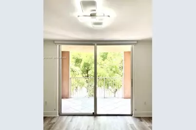 19901 E Country Club Dr #2405, Aventura, FL 33180 - Photo 2