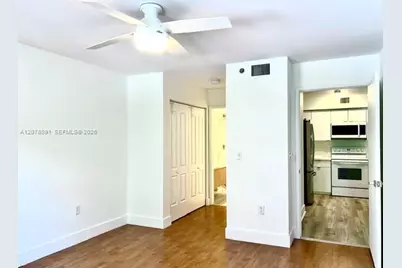 19901 E Country Club Dr #2405, Aventura, FL 33180 - Photo 12