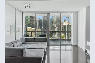 92 SW 3rd St #2602, Miami, FL 33130 - Photo 2