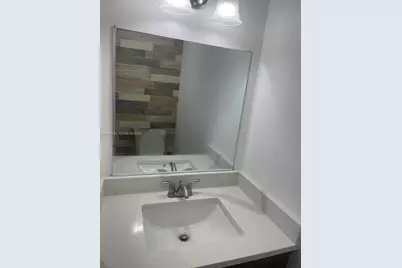 10537 NW 8th St, Pembroke Pines, FL 33026 - Photo 6
