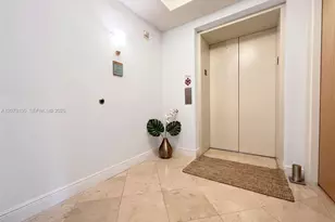 19400 Turnberry Way, Aventura, FL 33180 - Photo 2