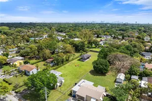 14031 NW 5th Ave, Miami, FL 33168 - Photo 12