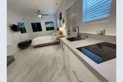 1545 NE 138th St, North Miami, FL 33161 - Photo 14