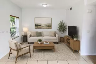 14377 SW 11th St, Pembroke Pines, FL 33027 - Photo 2