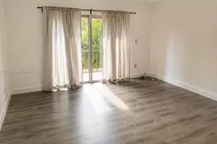 890 SW 129th Pl, Miami, FL 33184 - Photo 2