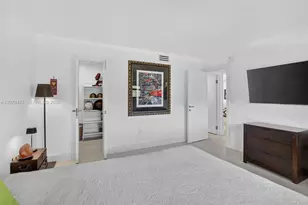 200 Golden Isles Dr, Hallandale Beach, FL 33009 - Photo 32