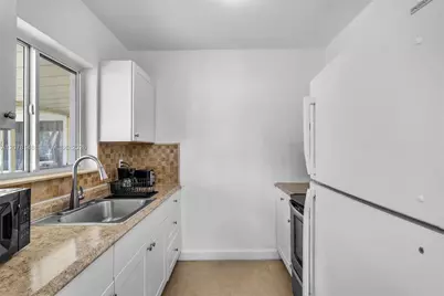 1021 NW 23rd Ave #1021, Miami, FL 33125 - Photo 8