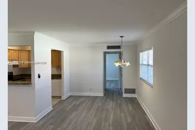 594 Saxony M #594, Delray Beach, FL 33446 - Photo 2