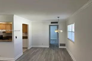 594 Saxony M, Delray Beach, FL 33446 - Photo 2