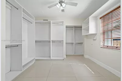 292 E 55th St, Hialeah, FL 33013 - Photo 16