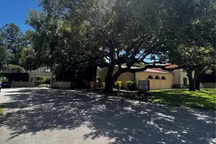 16851 NE 23rd Ave, North Miami Beach, FL 33160 - Photo 4
