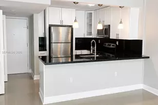 488 NW 165th St Rd, Miami, FL 33169 - Photo 2