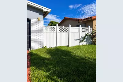 1740 NW 113th Ave #1, Pembroke Pines, FL 33026 - Photo 2