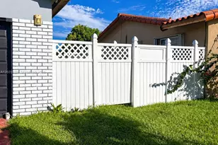 1740 NW 113th Ave, Pembroke Pines, FL 33026 - Photo 2