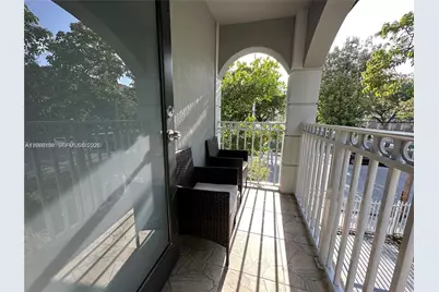 875 NW 2nd St, Miami, FL 33128 - Photo 16