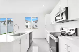 22555 SW 125th Ave, Miami, FL 33170 - Photo 10