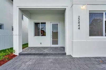 22555 SW 125th Ave #13A, Miami, FL 33170 - Photo 1