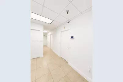 2250 NW 102nd Pl, Doral, FL 33172 - Photo 4