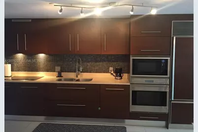 485 Brickell Ave #1811, Miami, FL 33131 - Photo 6