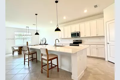 9291 Aqua Overlook Court, Lehigh Acres, FL 33936 - Photo 12