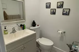 303 Burgundy G 303 Burgundy G, Delray Beach, FL 33484 - Photo 12