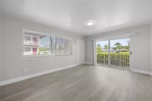 1999 N Glades Dr, North Miami Beach, FL 33162 - Photo 6