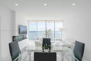 7601 E Treasure Dr, North Bay Village, FL 33141 - Photo 8