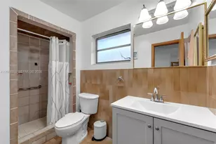325 SW 122nd Ave, Miami, FL 33184 - Photo 16