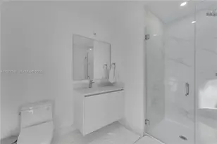 700 NE 24th St, Miami, FL 33137 - Photo 12