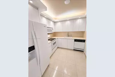600 Three Islands Blvd #1707, Hallandale Beach, FL 33009 - Photo 1