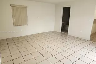 120 NW 18th Ave, Miami, FL 33125 - Photo 12
