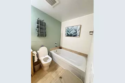 1111 SW 1st Ave #2721-N, Miami, FL 33130 - Photo 8
