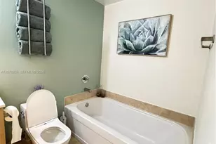1111 SW 1st Ave, Miami, FL 33130 - Photo 8