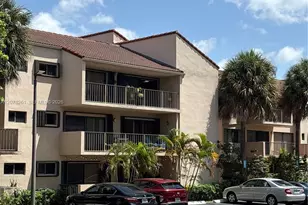 6305 Gage Pl, Miami Lakes, FL 33014 - Photo 2