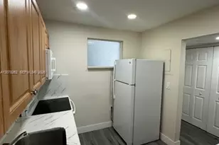 11301 SW 200th St, Miami, FL 33157 - Photo 6