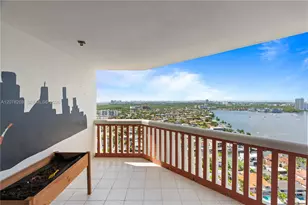 1000 W Island Blvd, Aventura, FL 33160 - Photo 58