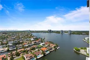 1000 W Island Blvd, Aventura, FL 33160 - Photo 32