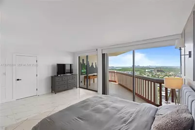 1000 W Island Blvd #2803, Aventura, FL 33160 - Photo 48