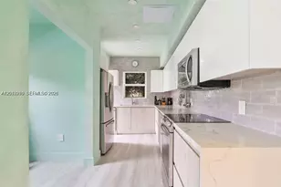 22 NE 44th St, Miami, FL 33137 - Photo 22