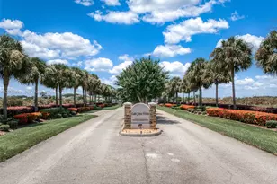 135 Sunset Pointe Blvd, Lake Placid, FL 33852 - Photo 2