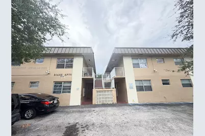 16118 NE 21st Ave #4, North Miami Beach, FL 33162 - Photo 2