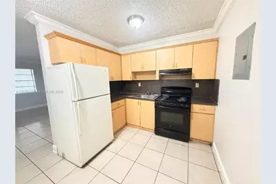 16118 NE 21st Ave #4, North Miami Beach, FL 33162 - Photo 4